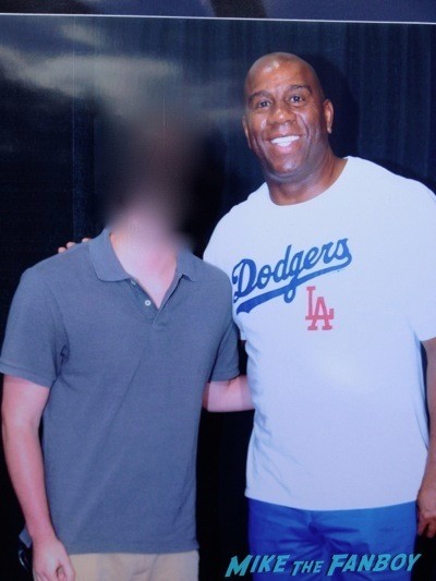 Magic Johnson autograph signing frank and sons fan photo rare 1