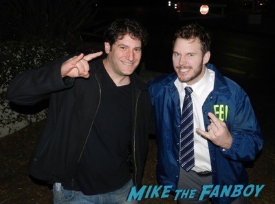 Chris Pratt fan photo signing autographs parks and recreation on location 11