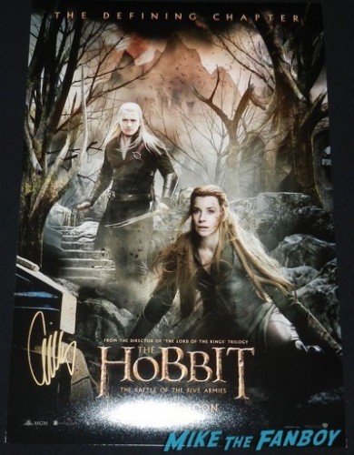 Evangeline Lilly signed autograph the hobbit mini poster siging autographs jimmy kimmel live 2014 34
