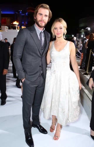 Liam Hemsworth, Jennifer Lawrence