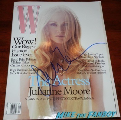 Julianne Moore signed autograph W Magazine