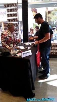 Bruce Campbell autograph signing things from another world citywalk22