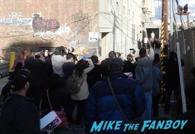 Ryan Phillippe jimmy kimmel live signing autographs 2015 1