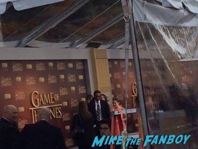 game of thrones premiere san francisco signing autographs 12