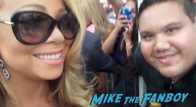 Mariah Carey fan photo flop walk of fame 2