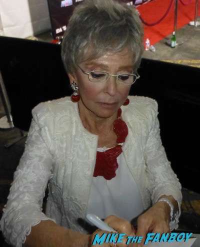 Rita Moreno signing autographs 2015 oz Sister Peter Marie  4