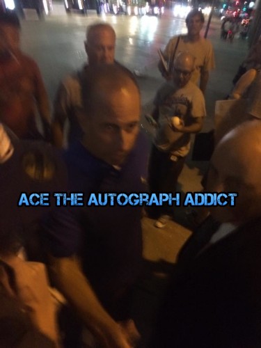 Jerry Seinfeld SIgning Autographs Photos