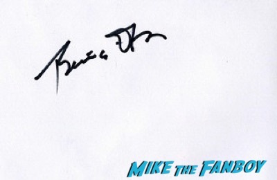 Benicio Del Toro Sicaro UK movie premiere emily blunt signing autographs 6