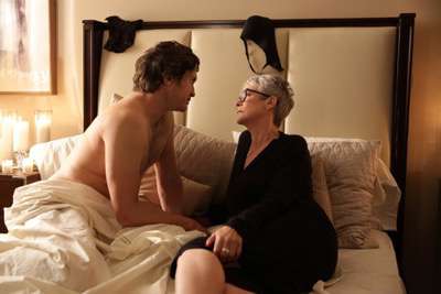 SCREAM QUEENS: L-R: Oliver Hudson and Jamie Lee Curtis in the first part of the two-hour "Dorkus" and "The Final Girls" season finale episodes of SCREAM QUEENS airing Tuesday, Dec. 8 (8:00-10:00 PM ET/PT) on FOX. ©2015 Fox Broadcasting Co. CR: Patti Perret/FOX