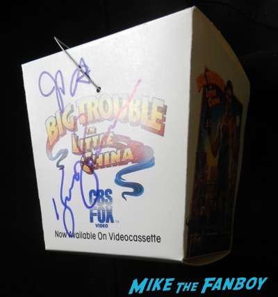 kurt russell signed autograph big trouble in little china counter stand chinese food take out box