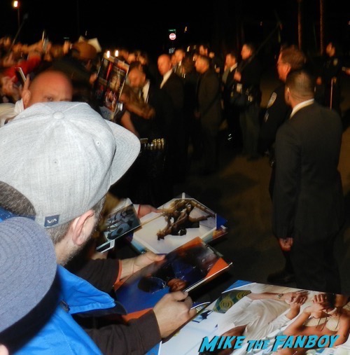 Palm Springs Film Festival Gala 2016 signing autographs 32