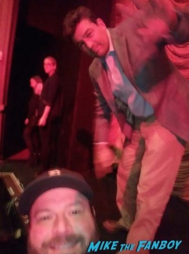 Kyle Chandler photo flop fail selfie 1