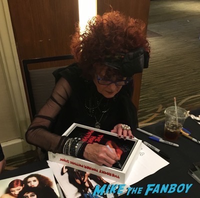 Patricia Quinn signing autographs Rocky Horror Picture Show reunion 2016 hollywood Show 108