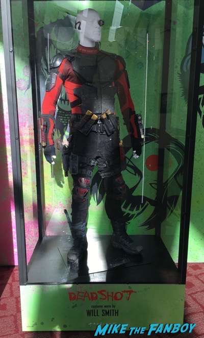 Suicide Squad Costume and Prop Display! The Joker! Harley Quinn! And ...