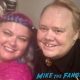 louie-anderson-meeting-fans-emmy-awards-signing-autographs-1