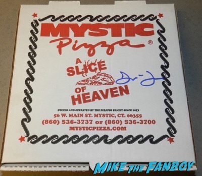 Lili Taylor signed mystic pizza box
