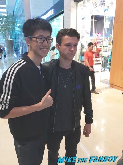 Tom Holland Meeting fans signing autographs singapore1