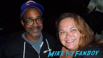 Tim Meadows signing autographs 2