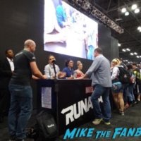 Marvel's Runaways signing NYCC autograph3