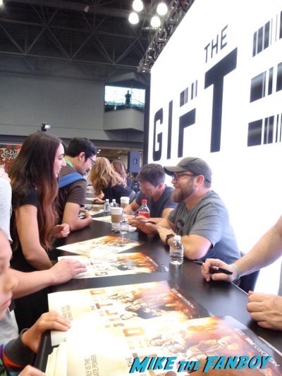 The Gifted Cast autograph Signing NYCC6