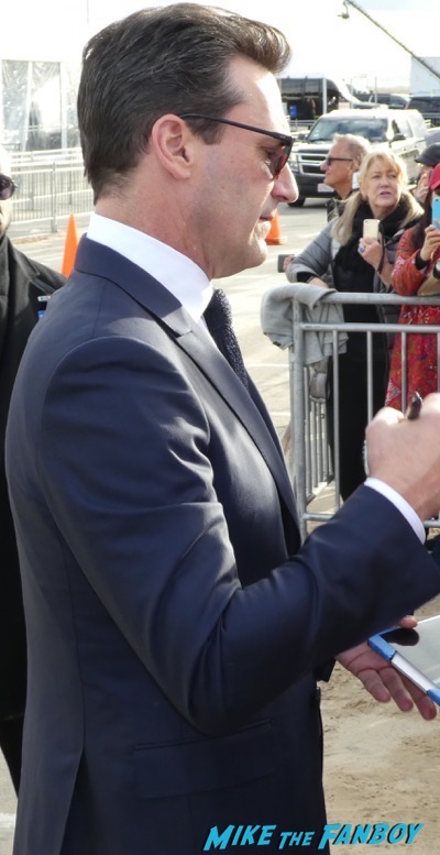 Jon hamm signing autographs with fans oscar weekend meeting celebrities with fans 6