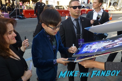Ready Player One premiere los angeles signing autographs