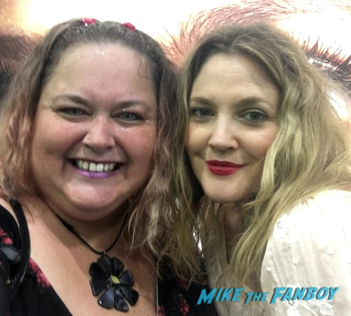 Drew Barrymore with fans