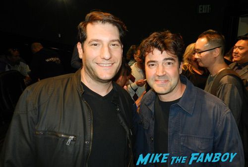 Ron Livingston with fans signing autographs 0013