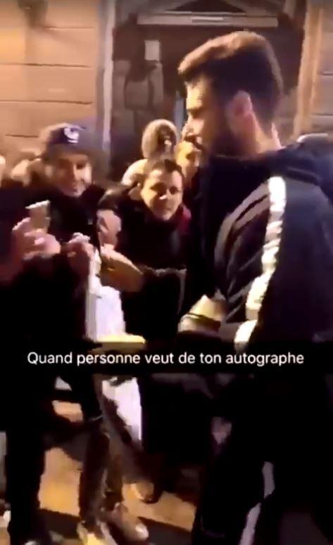 Olivier-Giroud’s-Autographs-1