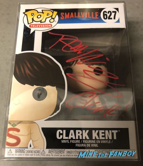 Tom Welling Signed Autograph Smallville Funko pop shirtless rare 