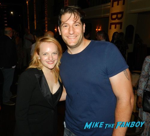 Elisabeth Moss With fans The Handmaid's Tale season 2 finale screening and party 0009
